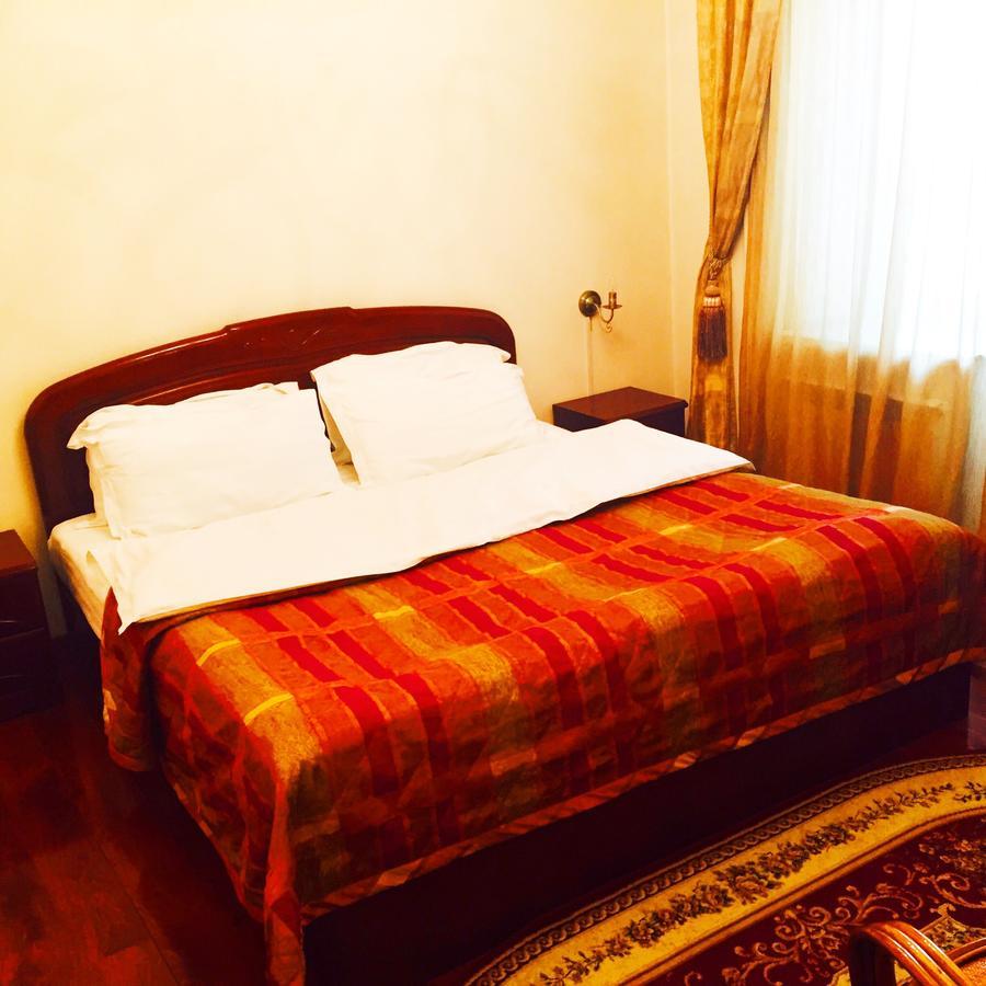 Hotel Ark Ms Тараз Экстерьер фото