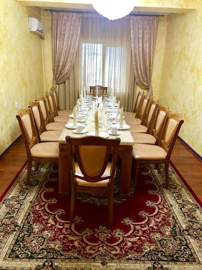 Hotel Ark Ms Тараз Экстерьер фото